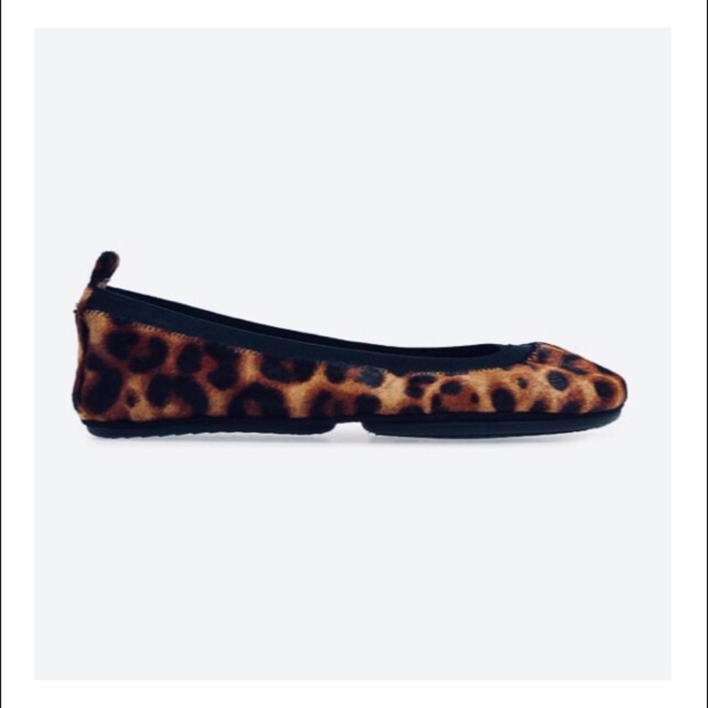 Yosi Samara folding flats with travel bag. Size 11